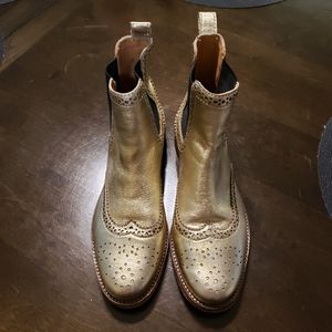 Madewell Ivan Brogue Chelsea Boots in Gold
